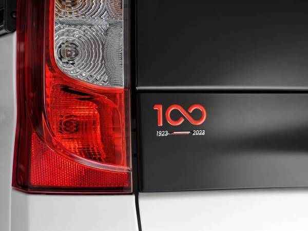 FIAT’tan Cumhuriyetimizin 100. Yılına özel “Fiorino 100. Yıl Serisi” 